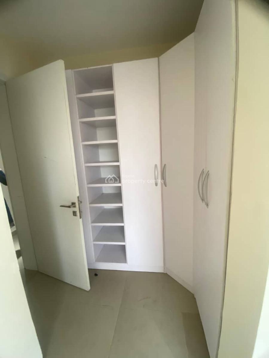 Contemporary 3 Bedroom Apartment with Bq, Lekki, Lekki Phase 1, Lekki, Lagos, Block of Flats for Sale