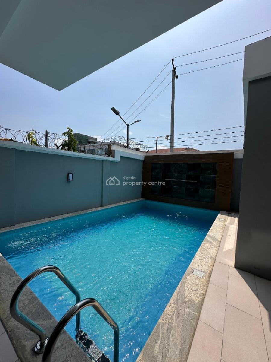 Spacious 3 Bedroom Apartment with Pool, Elevator and Gym., Lekki Phase 1, Lekki, Lagos, Flat / Apartment for Sale