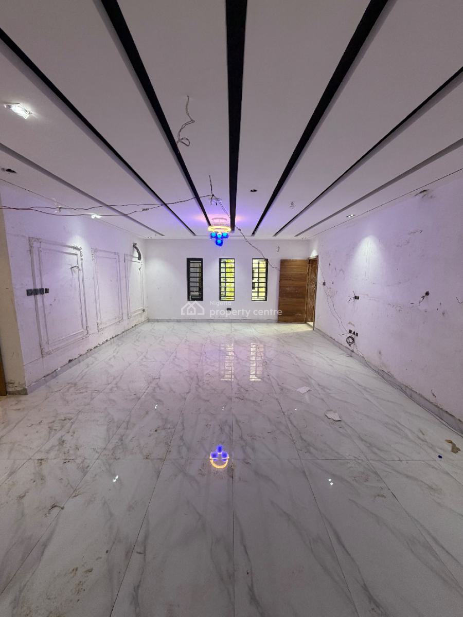 Spacious 3bedroom Flat with Good Finishing, Freedom Way, Lekki Phase 1, Lekki, Lagos, Block of Flats for Sale