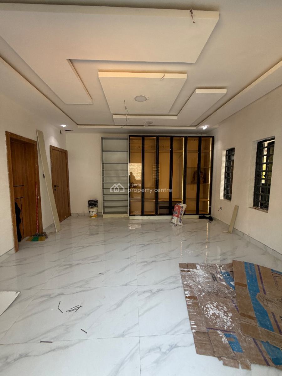 Spacious 3bedroom Flat with Good Finishing, Freedom Way, Lekki Phase 1, Lekki, Lagos, Block of Flats for Sale