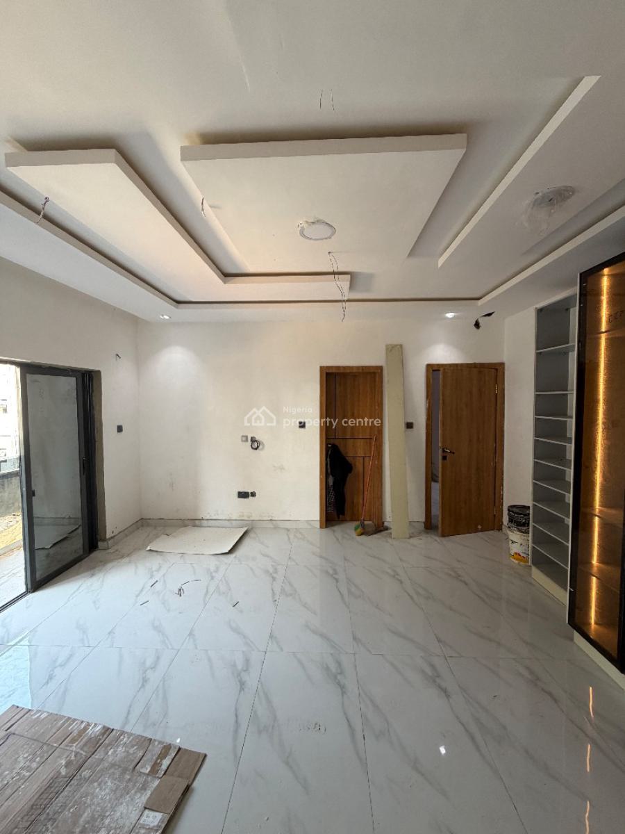 Spacious 3bedroom Flat with Good Finishing, Freedom Way, Lekki Phase 1, Lekki, Lagos, Block of Flats for Sale