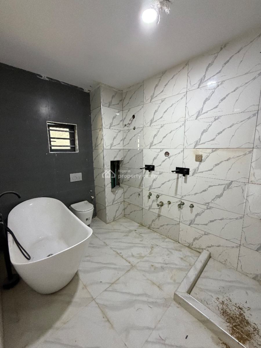 Spacious 3bedroom Flat with Good Finishing, Freedom Way, Lekki Phase 1, Lekki, Lagos, Block of Flats for Sale