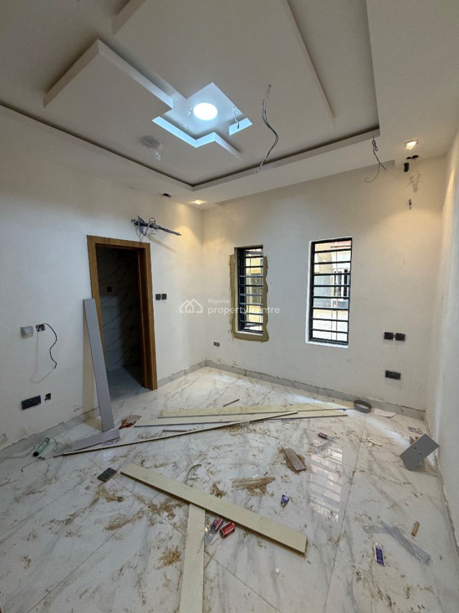 Spacious 3bedroom Flat with Good Finishing, Freedom Way, Lekki Phase 1, Lekki, Lagos, Block of Flats for Sale