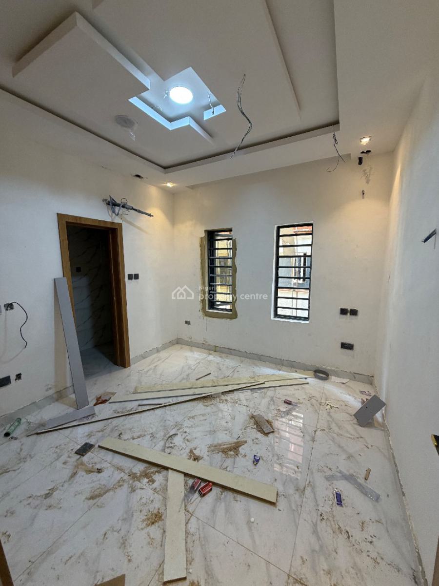 Spacious 3bedroom Flat with Good Finishing, Freedom Way, Lekki Phase 1, Lekki, Lagos, Block of Flats for Sale