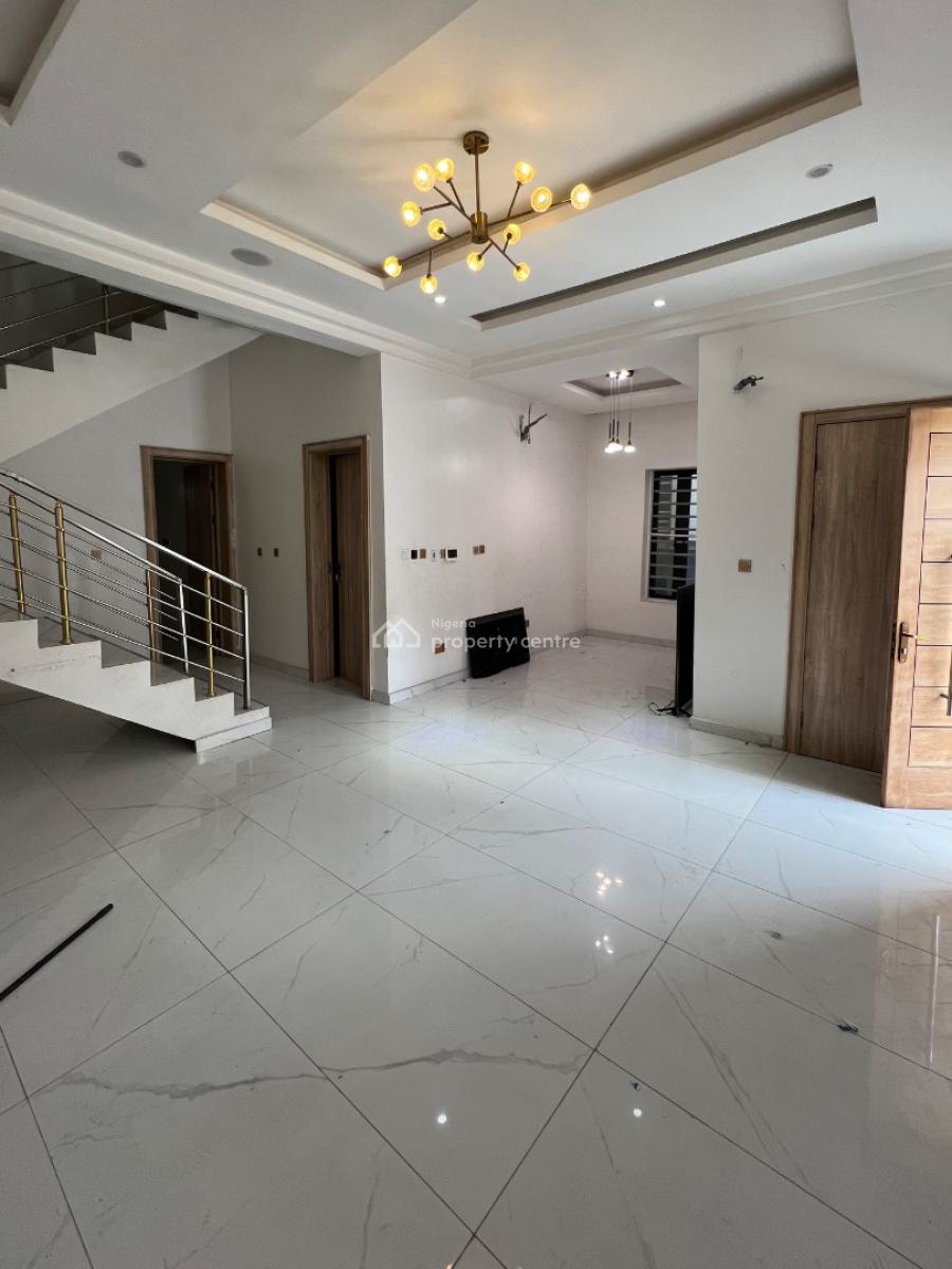 4 Bedroom Semi Detached Duplex with a Bq., Chevron, Lekki, Lagos, Semi-detached Duplex for Rent