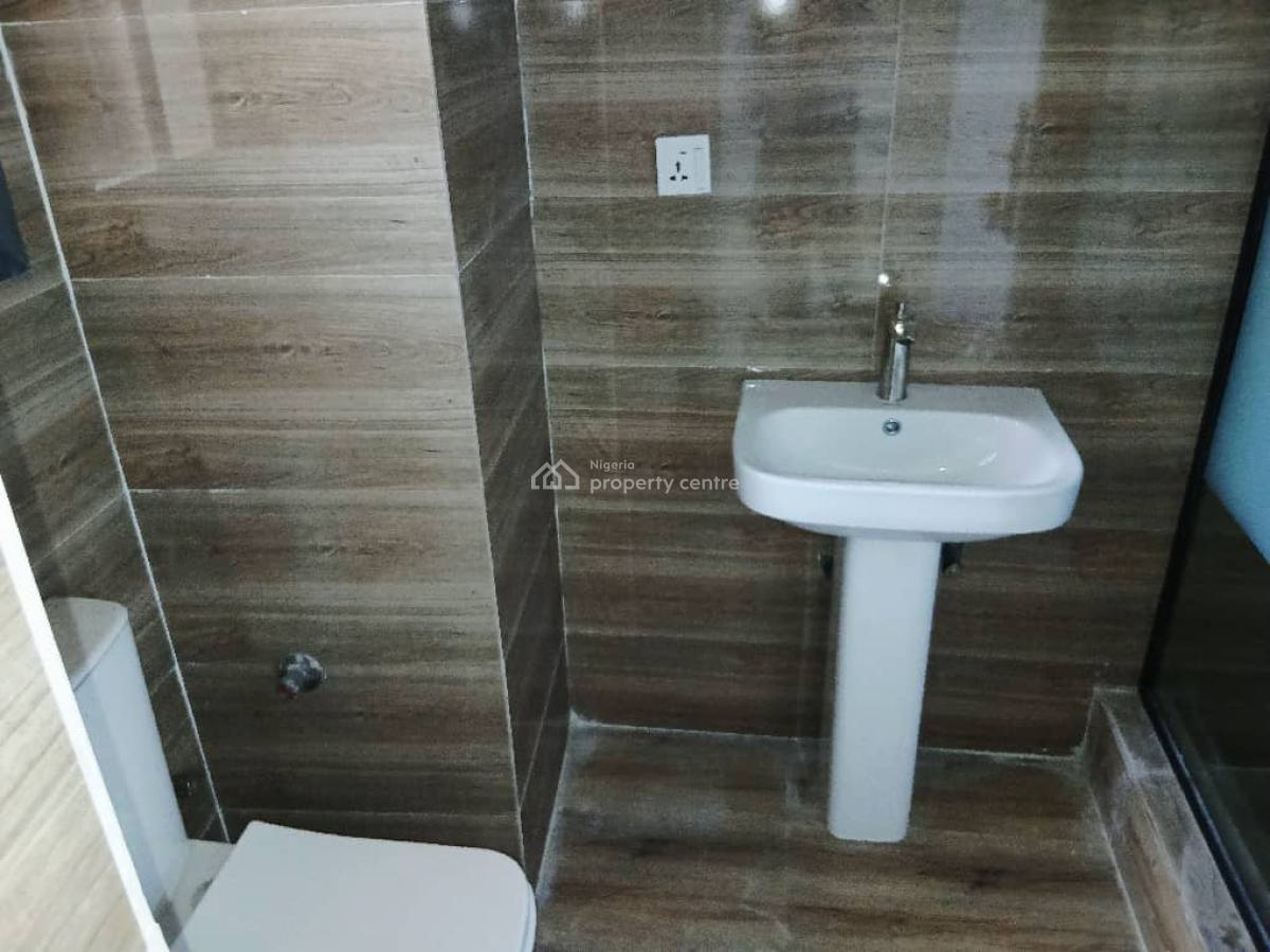 Tastefully Finished 3-bedroom Apartment with Bq 2nd Floor, Katampe, Abuja, Flat / Apartment for Rent