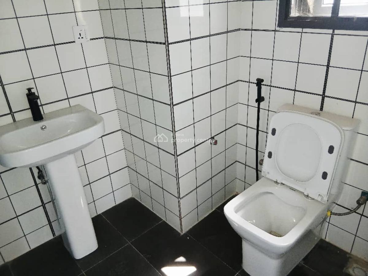 Tastefully Finished 3-bedroom Apartment with Bq 2nd Floor, Katampe, Abuja, Flat / Apartment for Rent