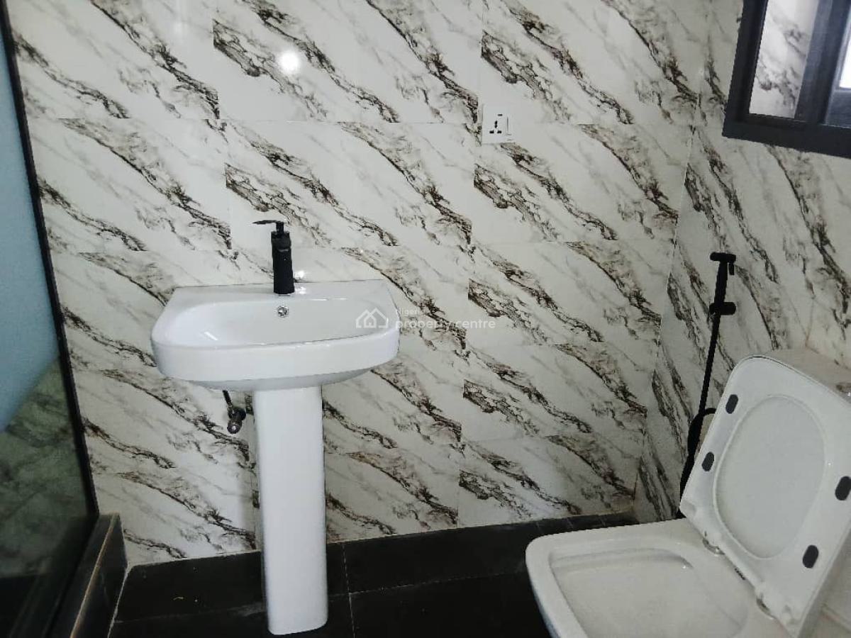 Tastefully Finished 3-bedroom Apartment with Bq 2nd Floor, Katampe, Abuja, Flat / Apartment for Rent