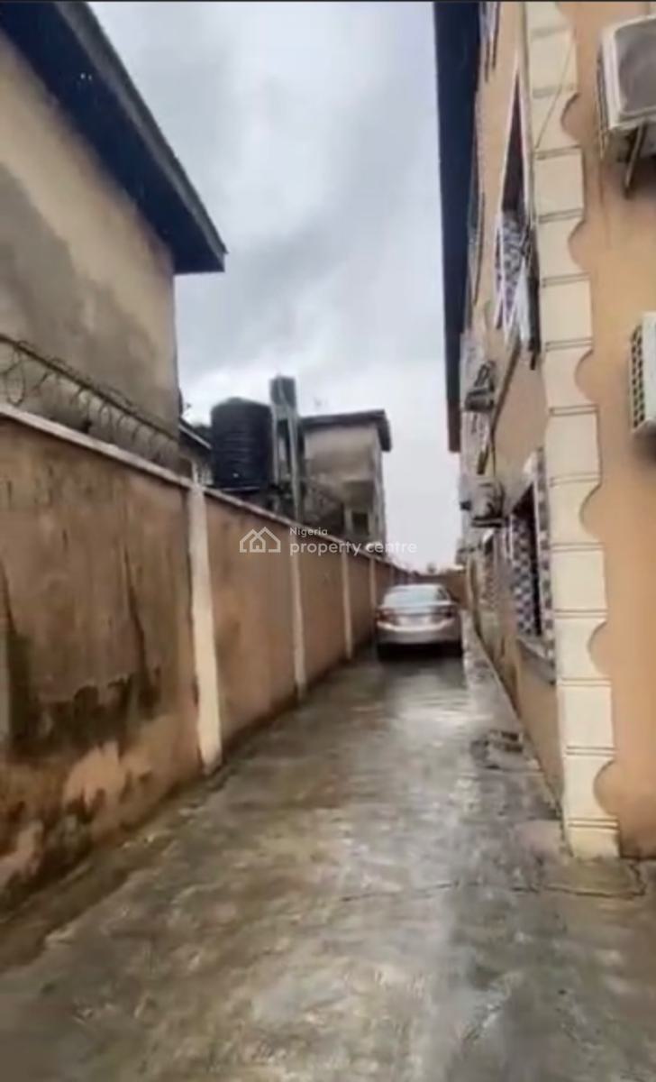 Spacious 3 Bedroom Block of Flats, Ogudu, Lagos, Block of Flats for Sale