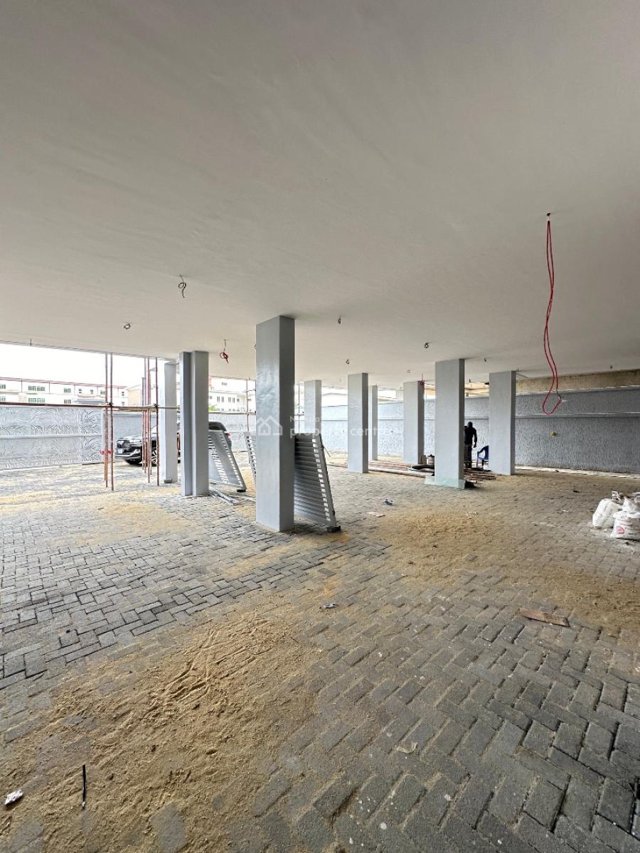 Spacious 2 Bedroom Apartment with Elevator and Gym., Lekki Phase 1, Lekki, Lagos, Flat / Apartment for Sale