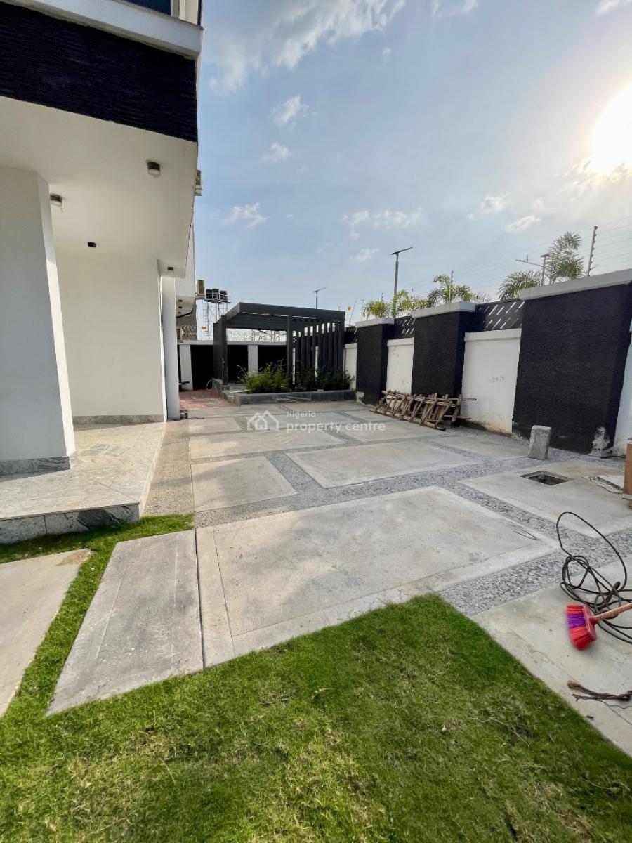 Alluring 6 Bedroom Residence, Kado, Abuja, Detached Duplex for Sale