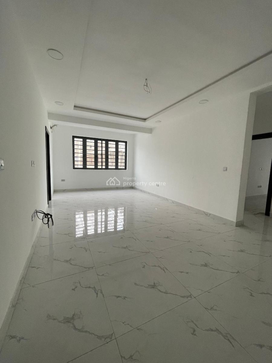 Contemporary 2 Bedroom Apartment Bedroom in a Serene Environment, Lekki Phase 1, Lekki, Lagos, Flat / Apartment for Sale