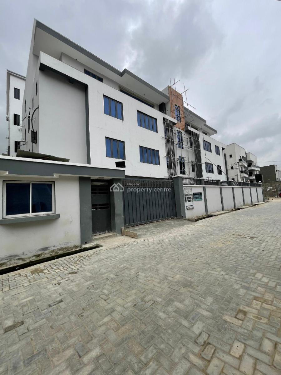 Contemporary 2 Bedroom Apartment Bedroom in a Serene Environment, Lekki Phase 1, Lekki, Lagos, Flat / Apartment for Sale