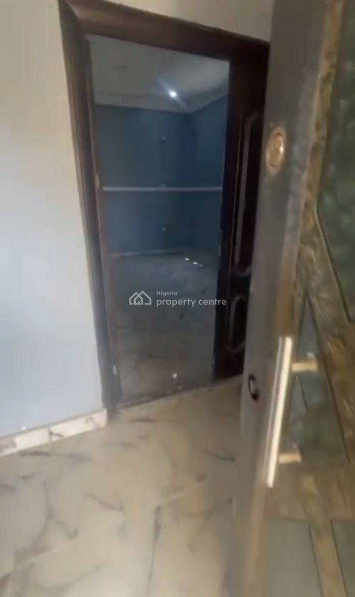 Spacious Modern 2 Bedroom Flat, Apo, Abuja, Flat / Apartment for Rent