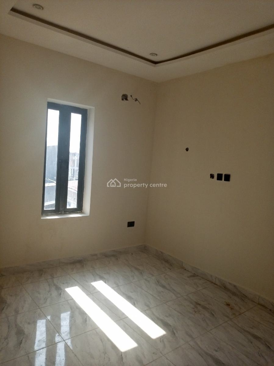 Watch The Video on The Youtube.   Tastefully Finished Spacious Standar, Jahi By Gilmor, Jahi, Abuja, Flat / Apartment for Sale