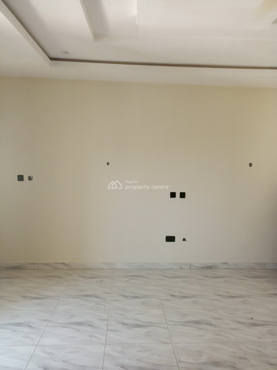 Watch The Video on The Youtube.   Tastefully Finished Spacious Standar, Jahi By Gilmor, Jahi, Abuja, Flat / Apartment for Sale