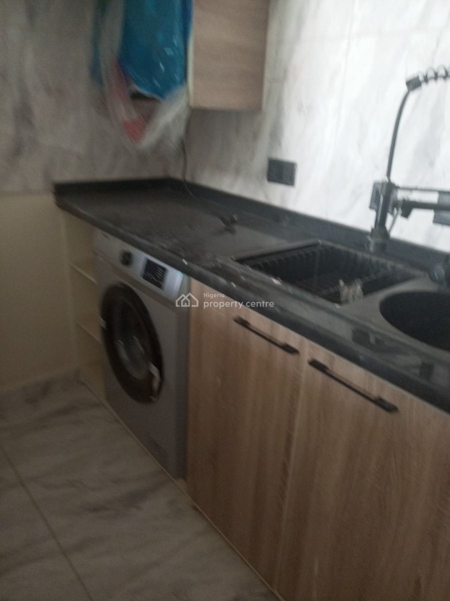 Watch The Video on The Youtube.   Tastefully Finished Spacious Standar, Jahi By Gilmor, Jahi, Abuja, Flat / Apartment for Sale