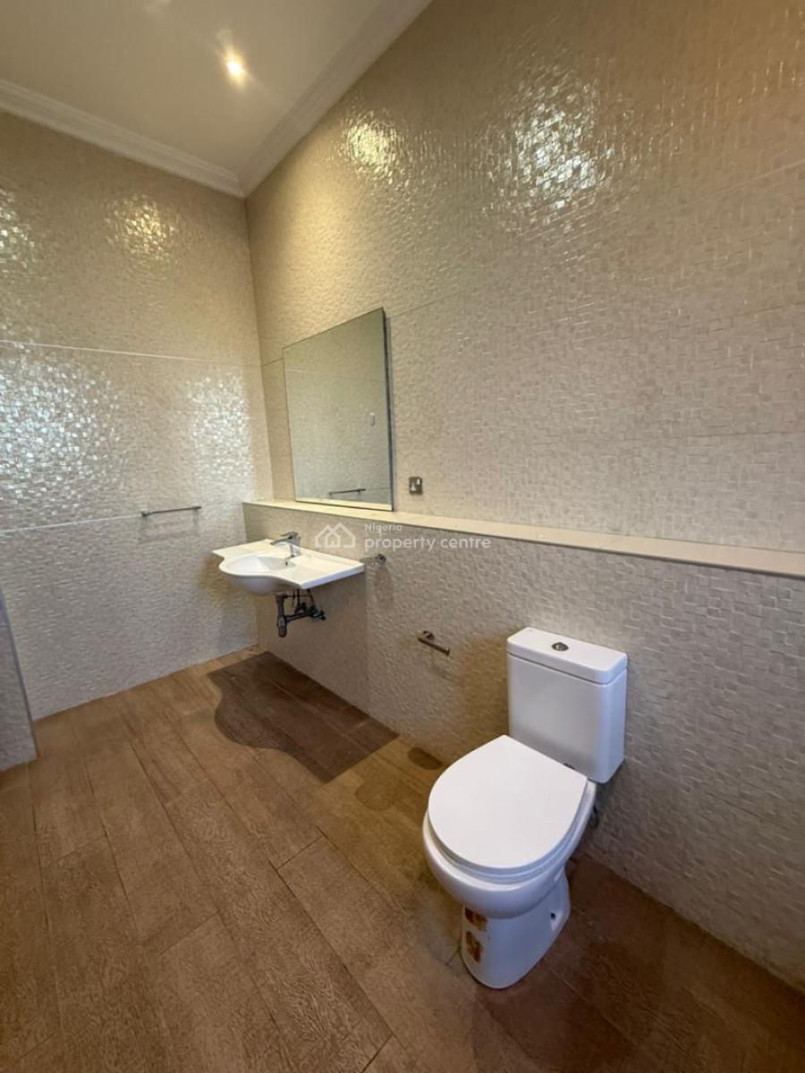 Three Bedrooms Terrace with 2 Rooms Bq, Swimming Pool and Gym, Ikoyi, Lagos, Terraced Duplex for Rent