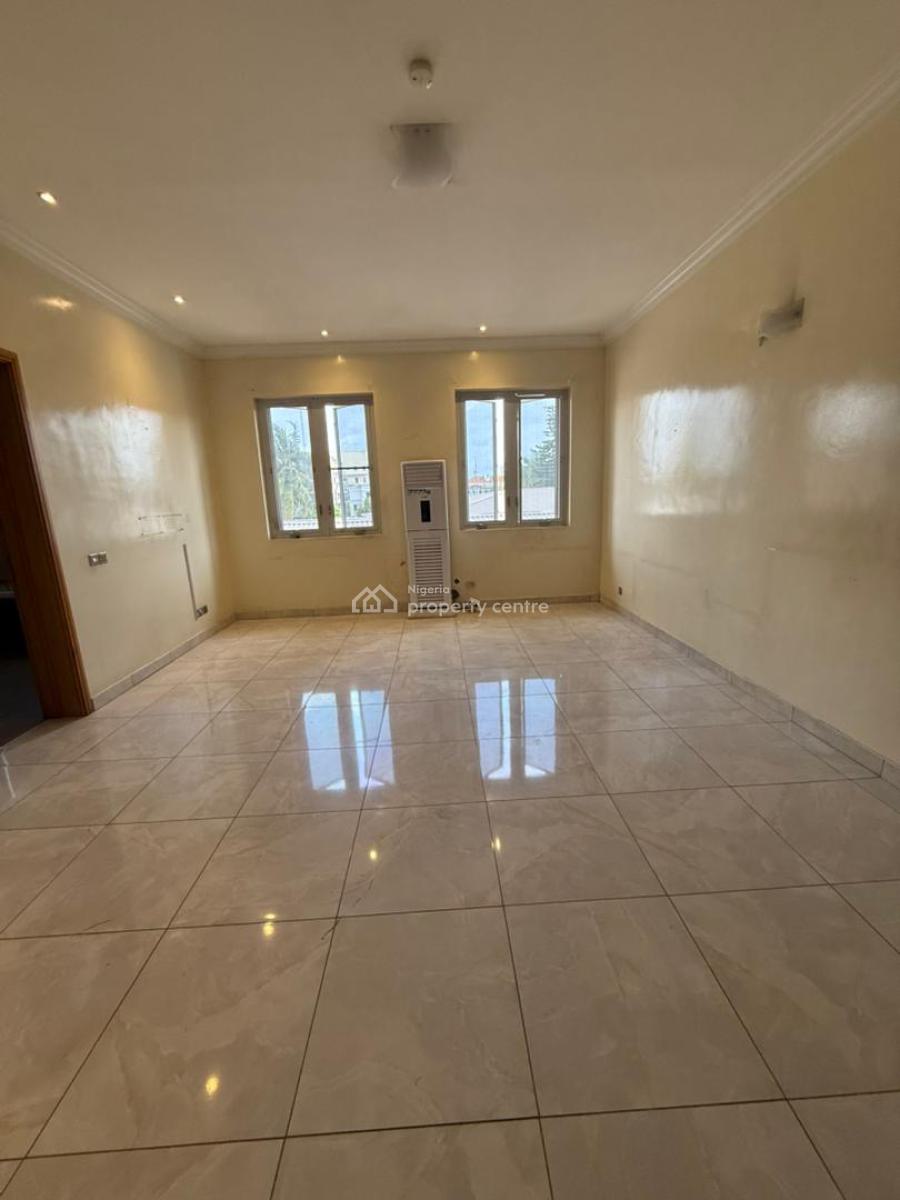 Three Bedrooms Terrace with 2 Rooms Bq, Swimming Pool and Gym, Ikoyi, Lagos, Terraced Duplex for Rent