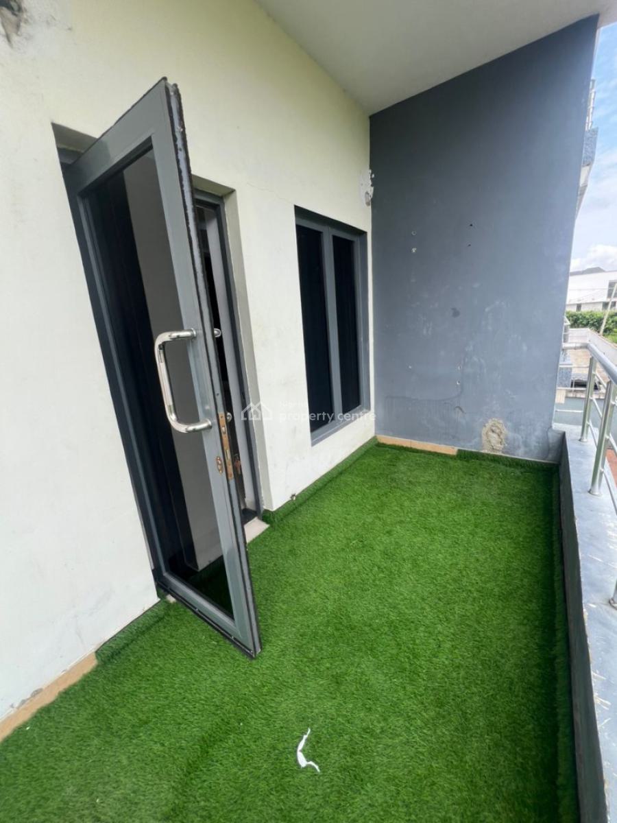 Spacious 3 Bedroom with Bq, Chevron, Lekki, Lagos, Flat / Apartment for Rent