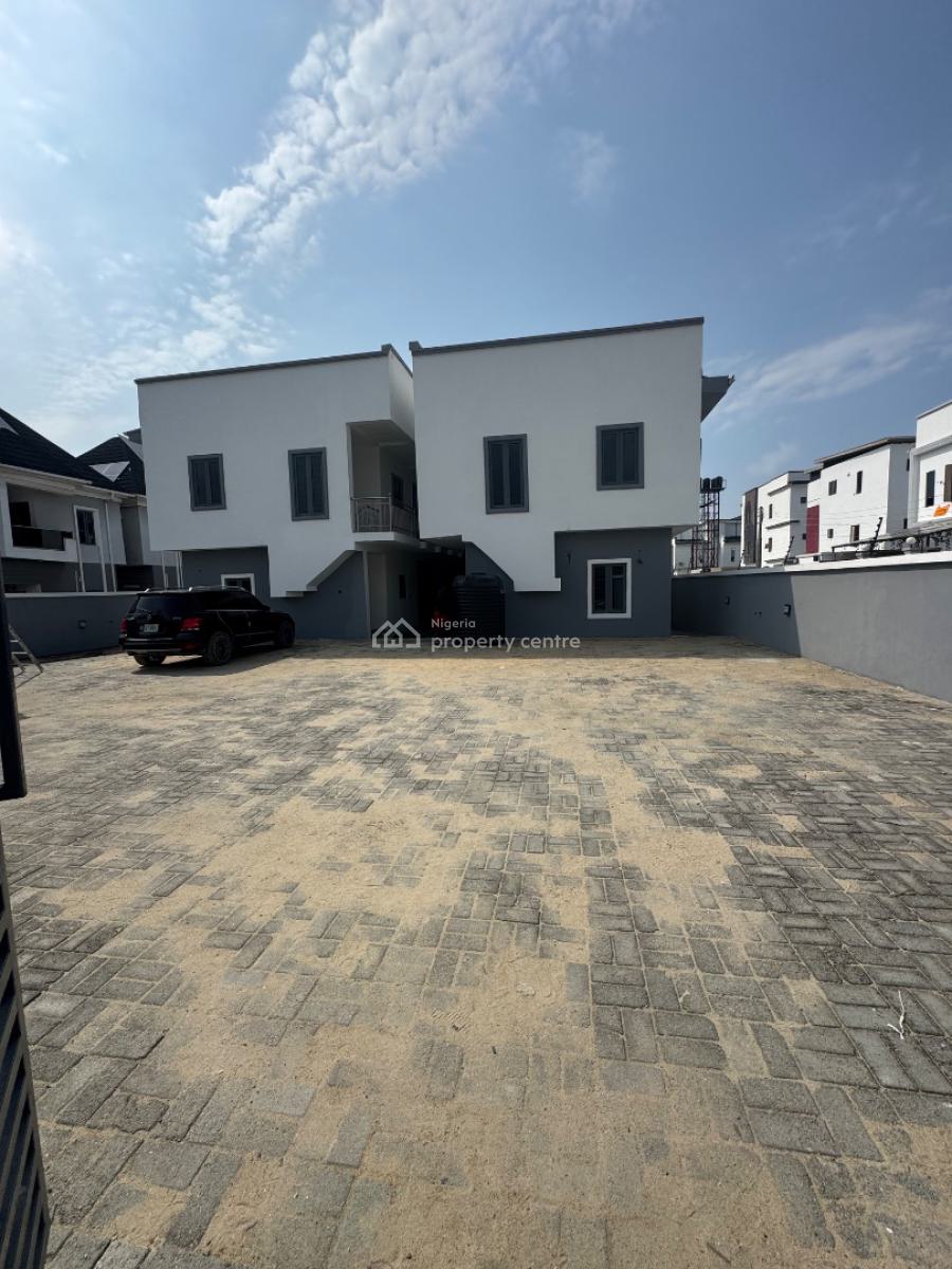Newly Built Standard 2 Bedroom Apartment, Orchid Road, Lekki, Lagos, Flat / Apartment for Rent