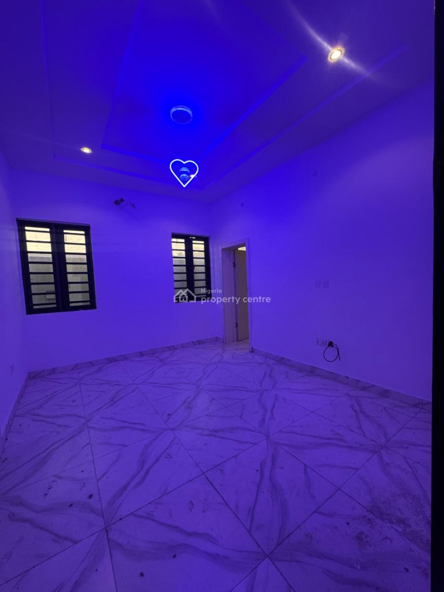 Newly Built Standard 2 Bedroom Apartment, Orchid Road, Lekki, Lagos, Flat / Apartment for Rent