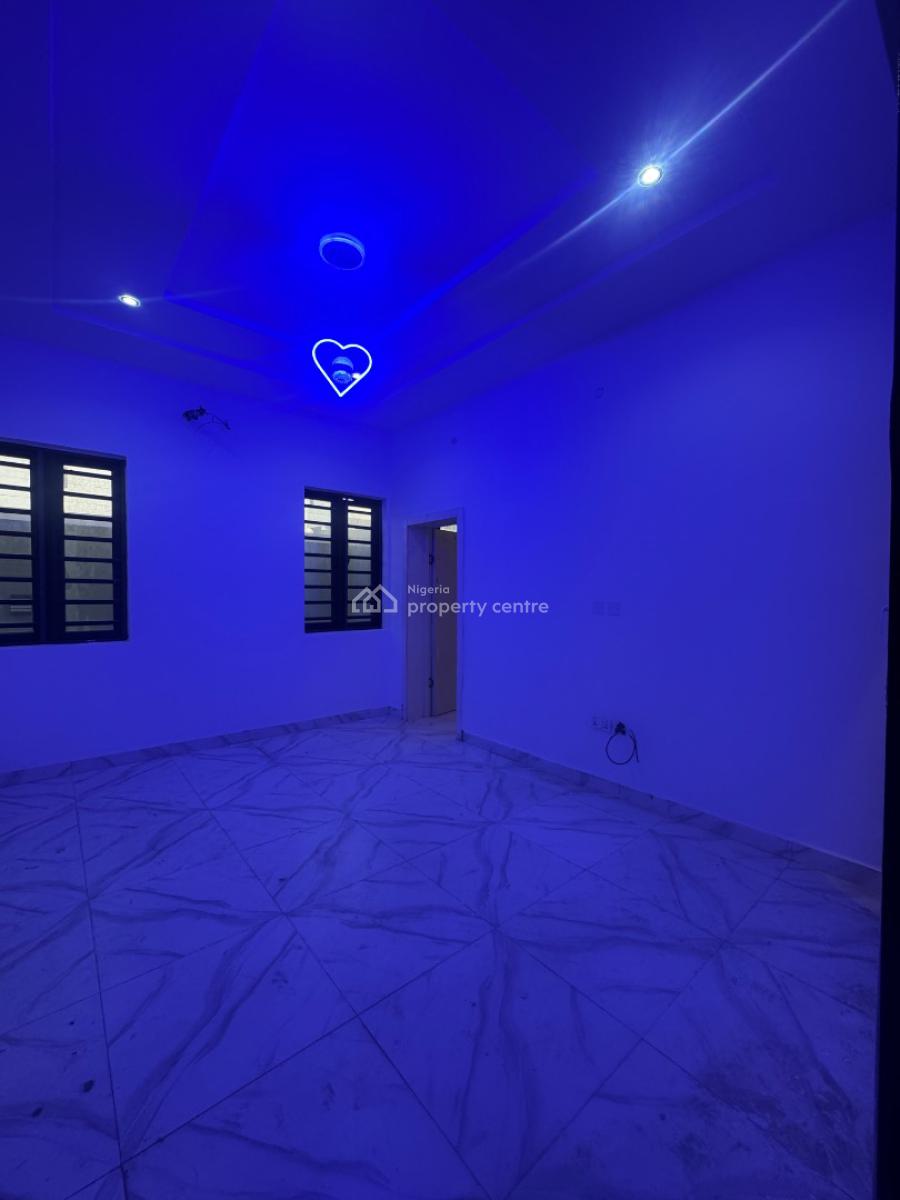 Newly Built Standard 2 Bedroom Apartment, Orchid Road, Lekki, Lagos, Flat / Apartment for Rent