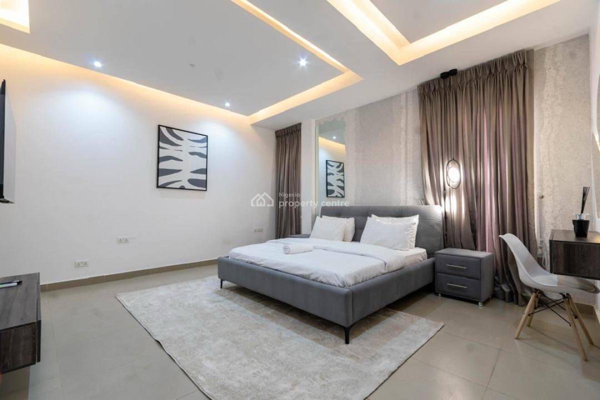 2 Bedroom Serviced Apartment, Lekki Phase 1, Lekki, Lagos, Flat / Apartment Short Let