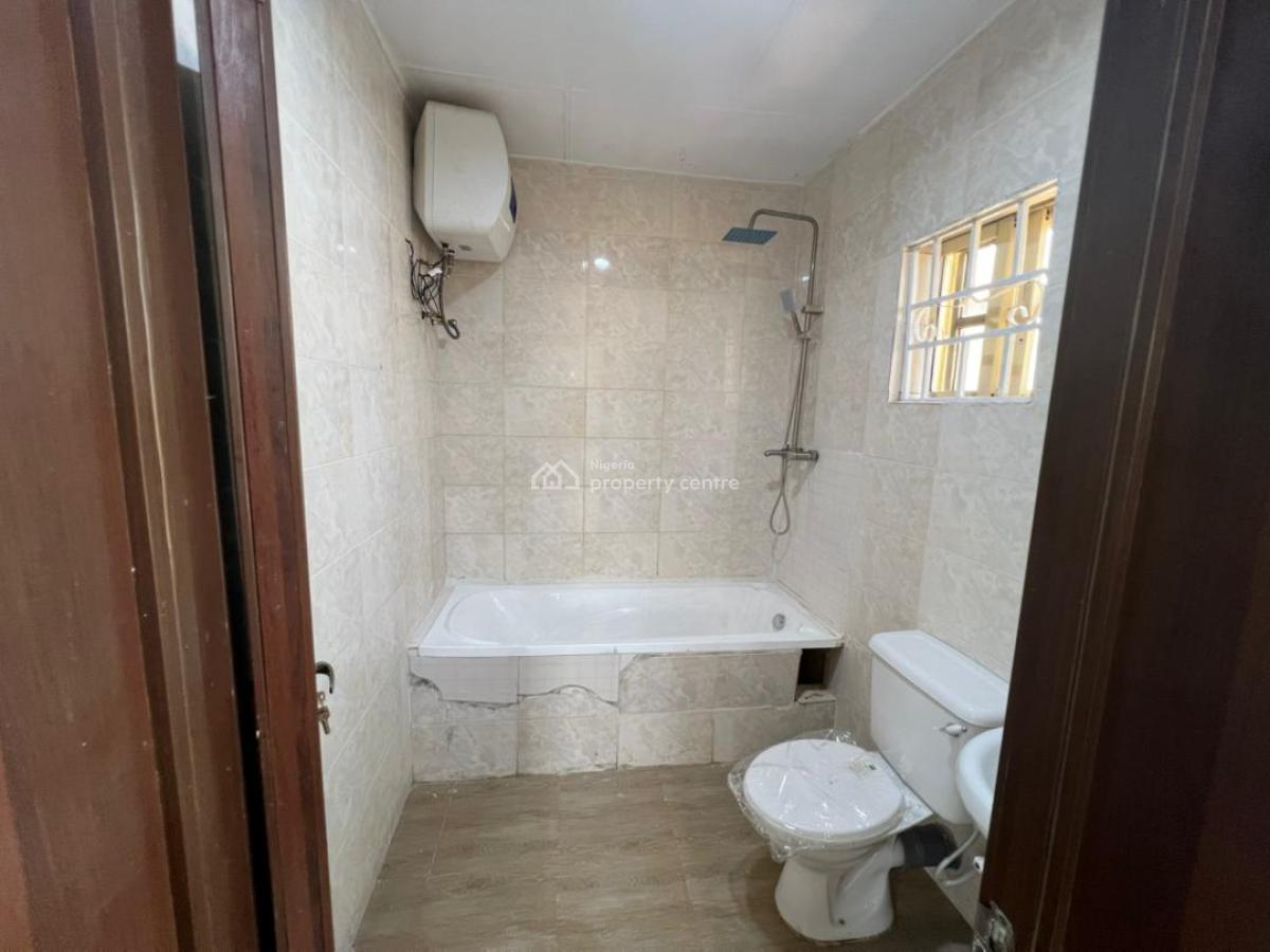 6 Bedroom Fully Detached Duplex with 2 Rooms Bq, Vgc, Lekki, Lagos, Detached Duplex for Rent