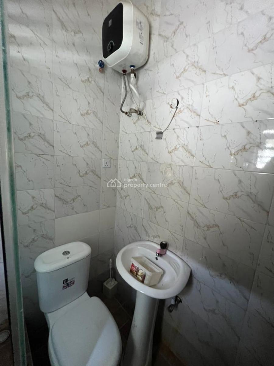 Spacious Master Bedroom Apartment in a Good Estate for N1.5m/annum, Orchid Road Lekki Lagos, Lekki, Lagos, Self Contain (single Rooms) for Rent