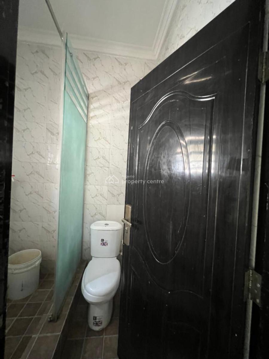 Spacious Master Bedroom Apartment in a Good Estate for N1.5m/annum, Orchid Road Lekki Lagos, Lekki, Lagos, Self Contain (single Rooms) for Rent