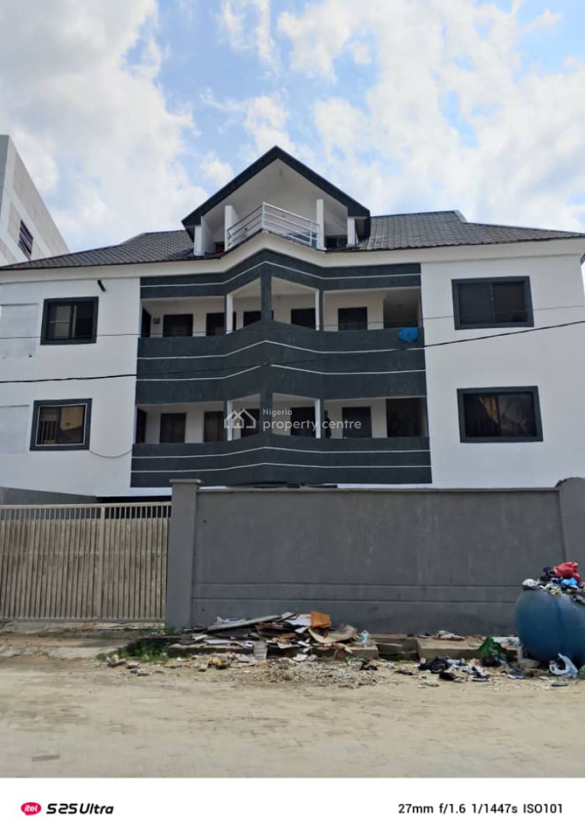 1 Room Self Contain Upstairs, Igboefon, Lekki, Lagos, Self Contain (single Rooms) for Rent