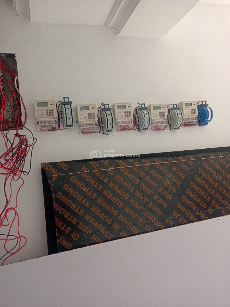 1 Room Self Contain Upstairs, Igboefon, Lekki, Lagos, Self Contain (single Rooms) for Rent