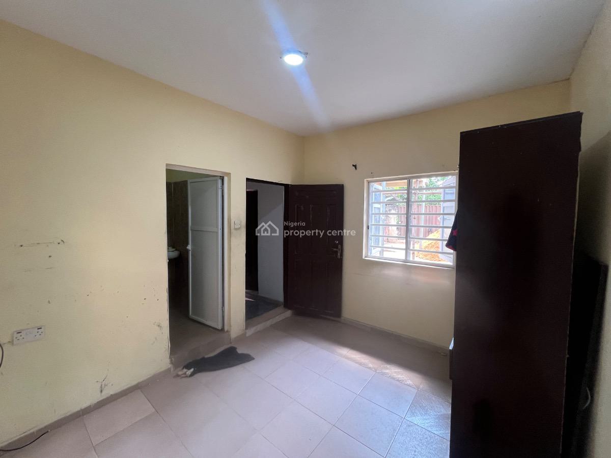 Mini Flat, Olowora, Magodo, Lagos, Mini Flat (room and Parlour) for Rent