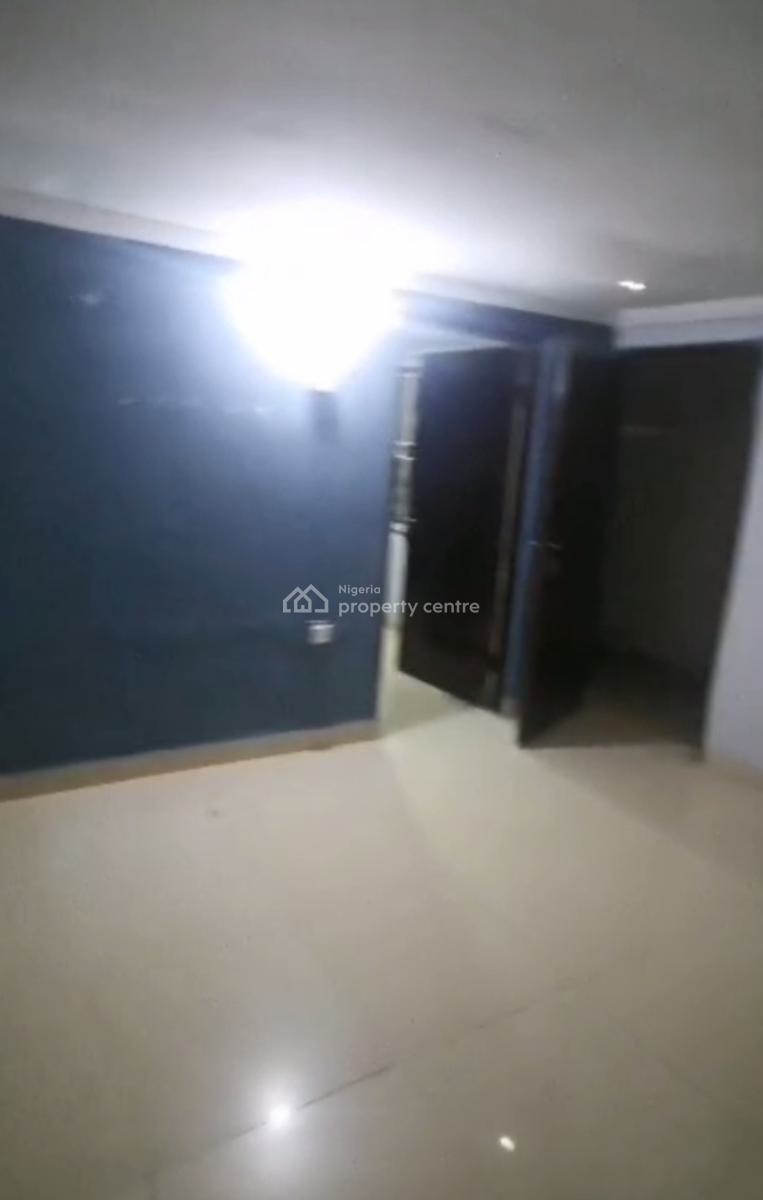 a Decent Mini Flat, Bode Thomas, Surulere, Lagos, Mini Flat (room and Parlour) for Rent