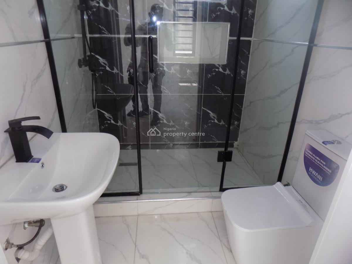 Very Big 5 Bedroom Fully Detached Duplex with Bq +swimming Pool, Ologolo, Lekki, Lagos, Detached Duplex for Sale