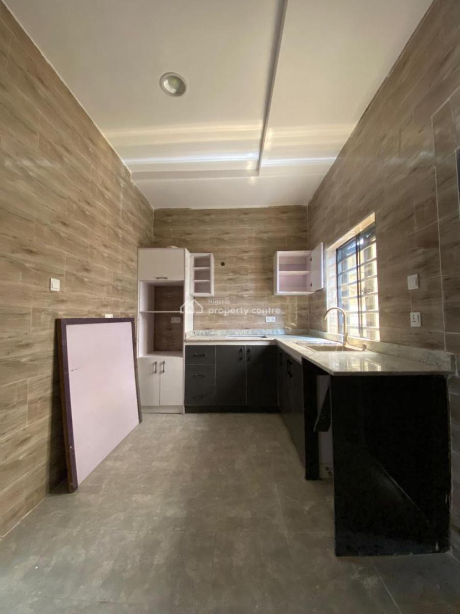 an Amazingly Built 4 Bedroom Semi Detached Duplex, Gra Phase 1, Magodo, Lagos, Semi-detached Duplex for Sale