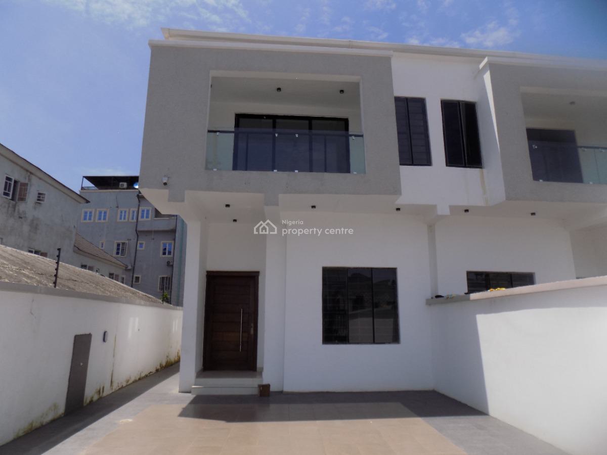 Very Big 4 Bedrooms Semi Detached Duplex with Bq, Ologolo, Lekki, Lagos, Semi-detached Duplex for Sale