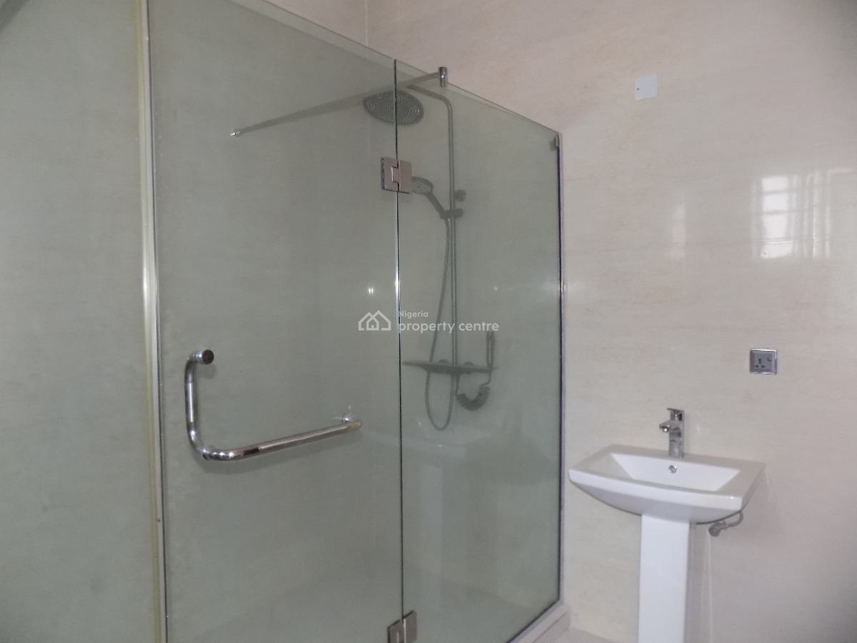 Very Big 4 Bedrooms Semi Detached Duplex with Bq, Ologolo, Lekki, Lagos, Semi-detached Duplex for Sale