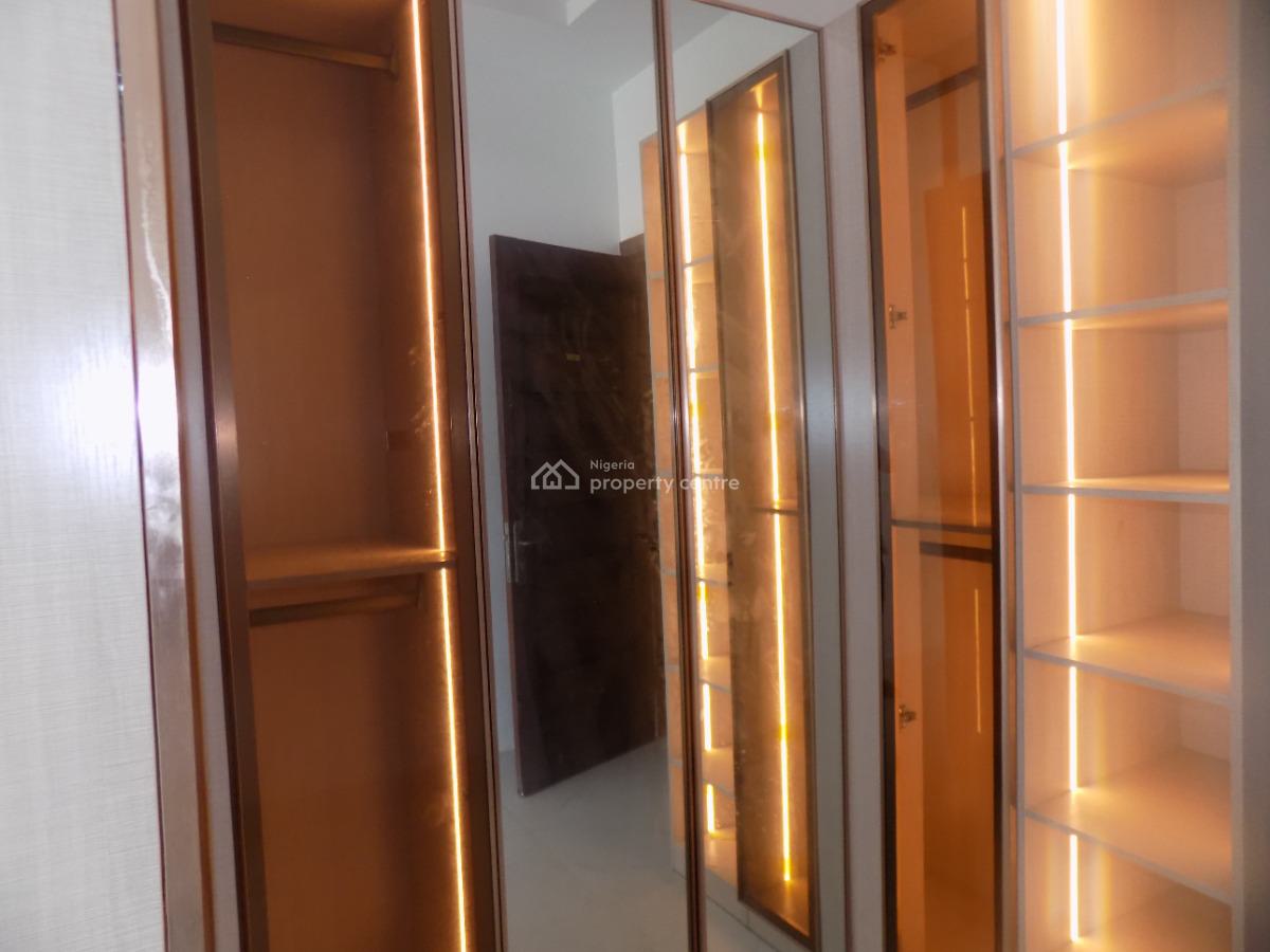 Very Big 4 Bedrooms Semi Detached Duplex with Bq, Ologolo, Lekki, Lagos, Semi-detached Duplex for Sale