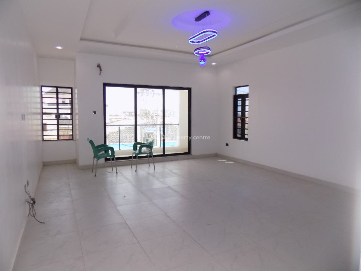 Very Big 4 Bedrooms Semi Detached Duplex with Bq, Ologolo, Lekki, Lagos, Semi-detached Duplex for Sale