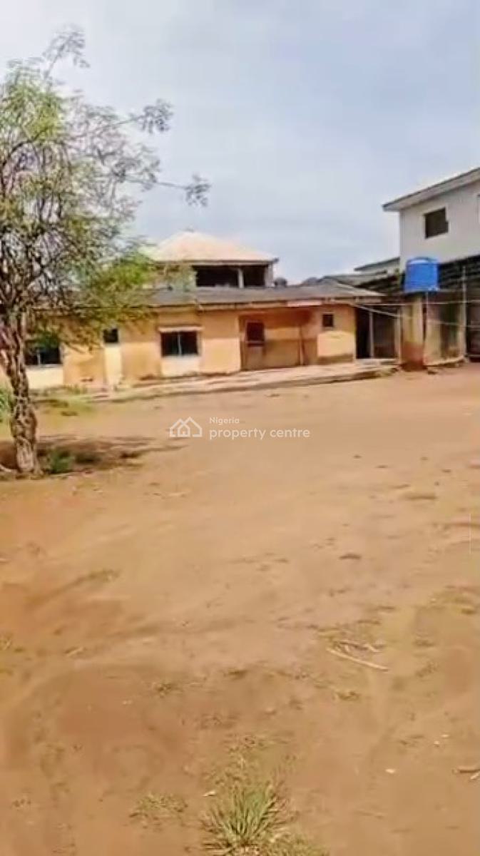 Massive 3-bedroom Bungalow, Hilton Estate, Ile Iwe, Meiran, Agege, Lagos, Detached Bungalow for Sale