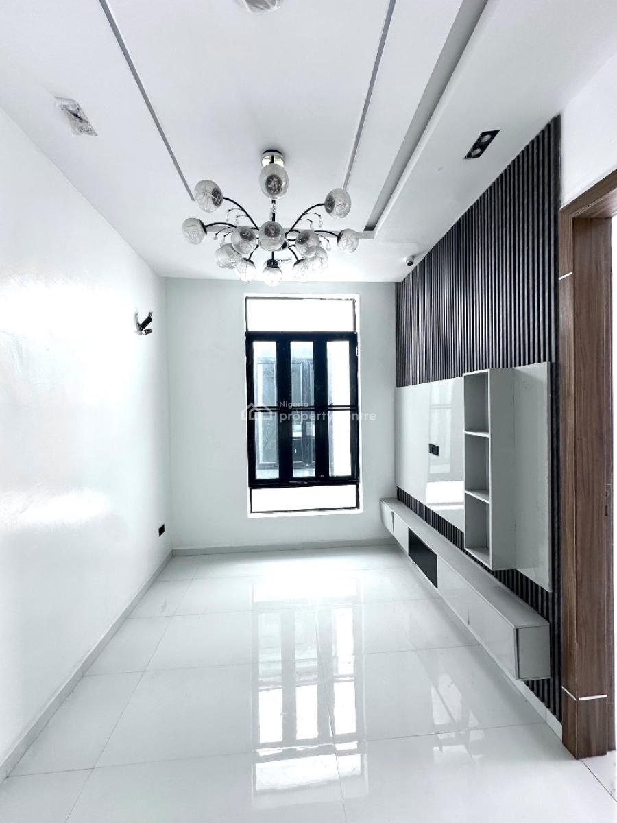Nice and Spacious 4 Bedroom Semi Detached Duplex, Orchid Road By Chevron Tollgate Lekki, Lekki, Lagos, Semi-detached Duplex for Sale