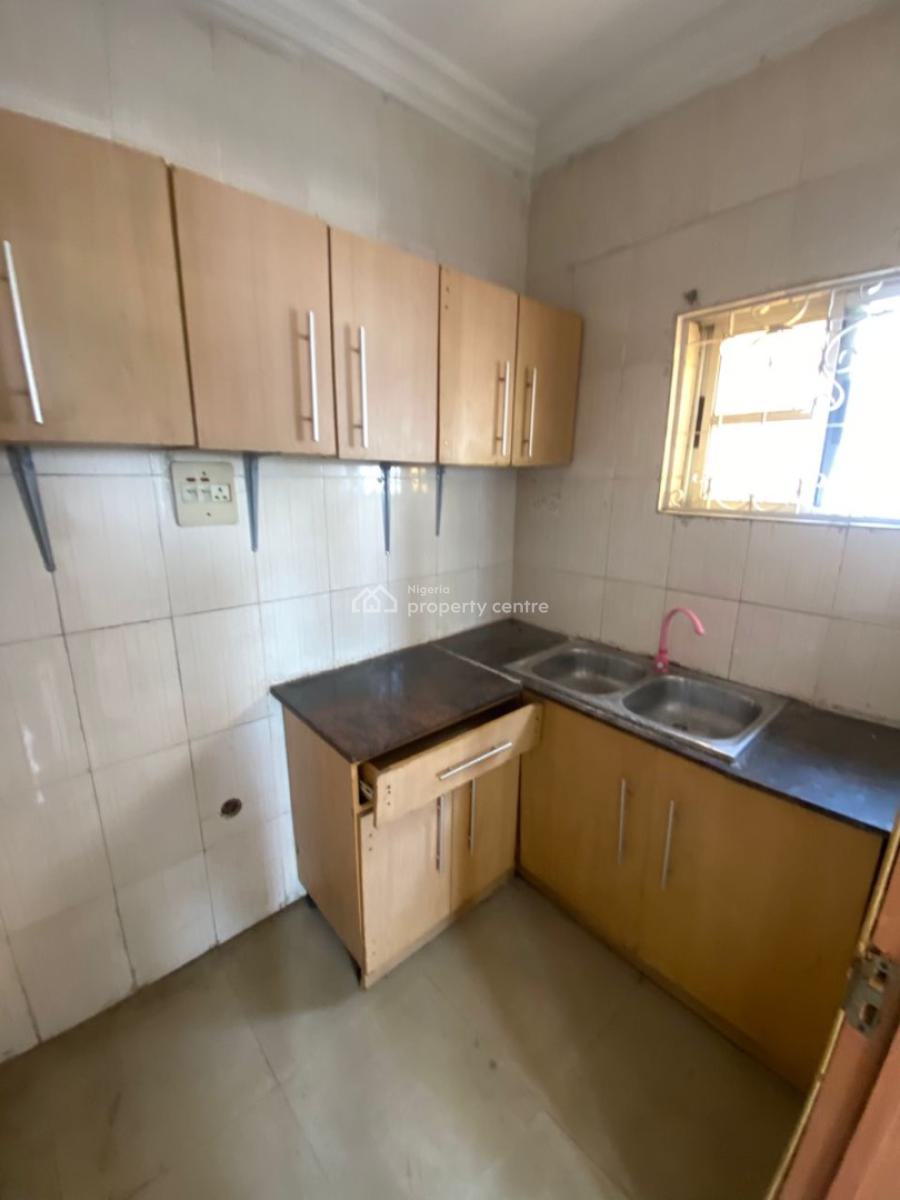 Remarkably Built and Renovated, Self Service, Lekki Phase1 Right Hand Side, Lekki, Lagos, Mini Flat (room and Parlour) for Rent