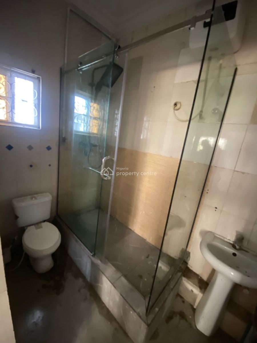 Remarkably Built and Renovated, Self Service, Lekki Phase1 Right Hand Side, Lekki, Lagos, Mini Flat (room and Parlour) for Rent