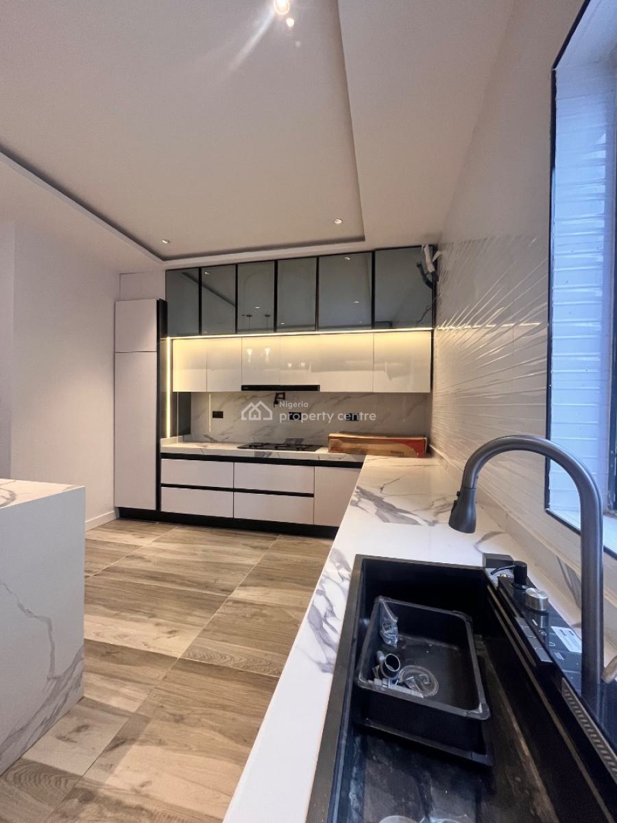 Modern 5-bedroom Fully Detached Duplex with Bq & Pool, Lekki Phase 1, Lekki, Lagos, Detached Duplex for Sale