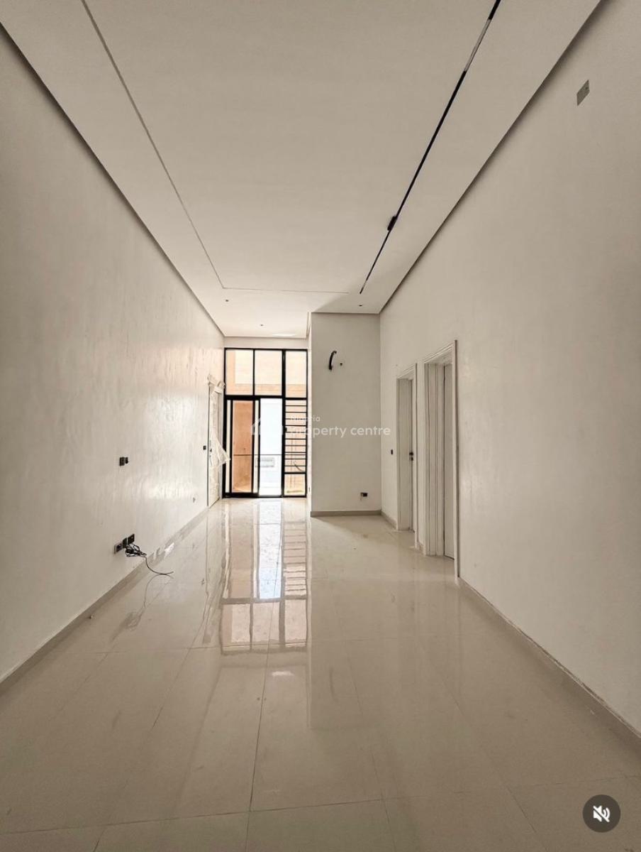 3 Bedroom Apartment, Lekki Phase 1, Lekki, Lagos, Block of Flats for Sale