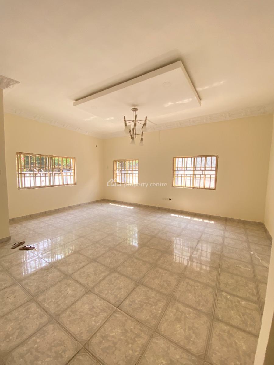 Spacious 4 Bedroom Duplex, Off 2nd Avenue, Gwarinpa, Abuja, Semi-detached Duplex for Rent
