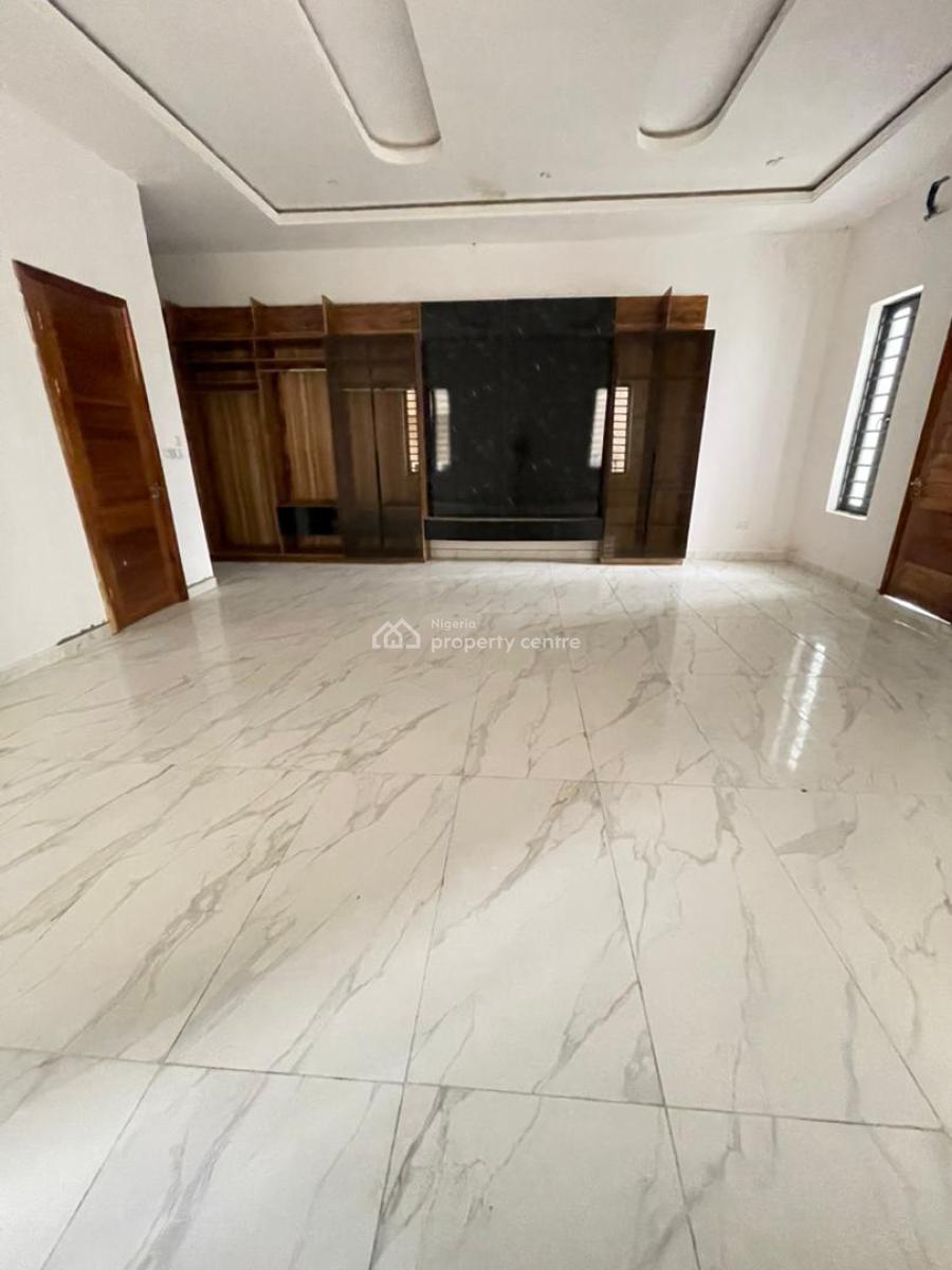 Spacious 5 Bedroom Fully Detached with Bq, Ologolo, Lekki, Lagos, Detached Duplex for Sale