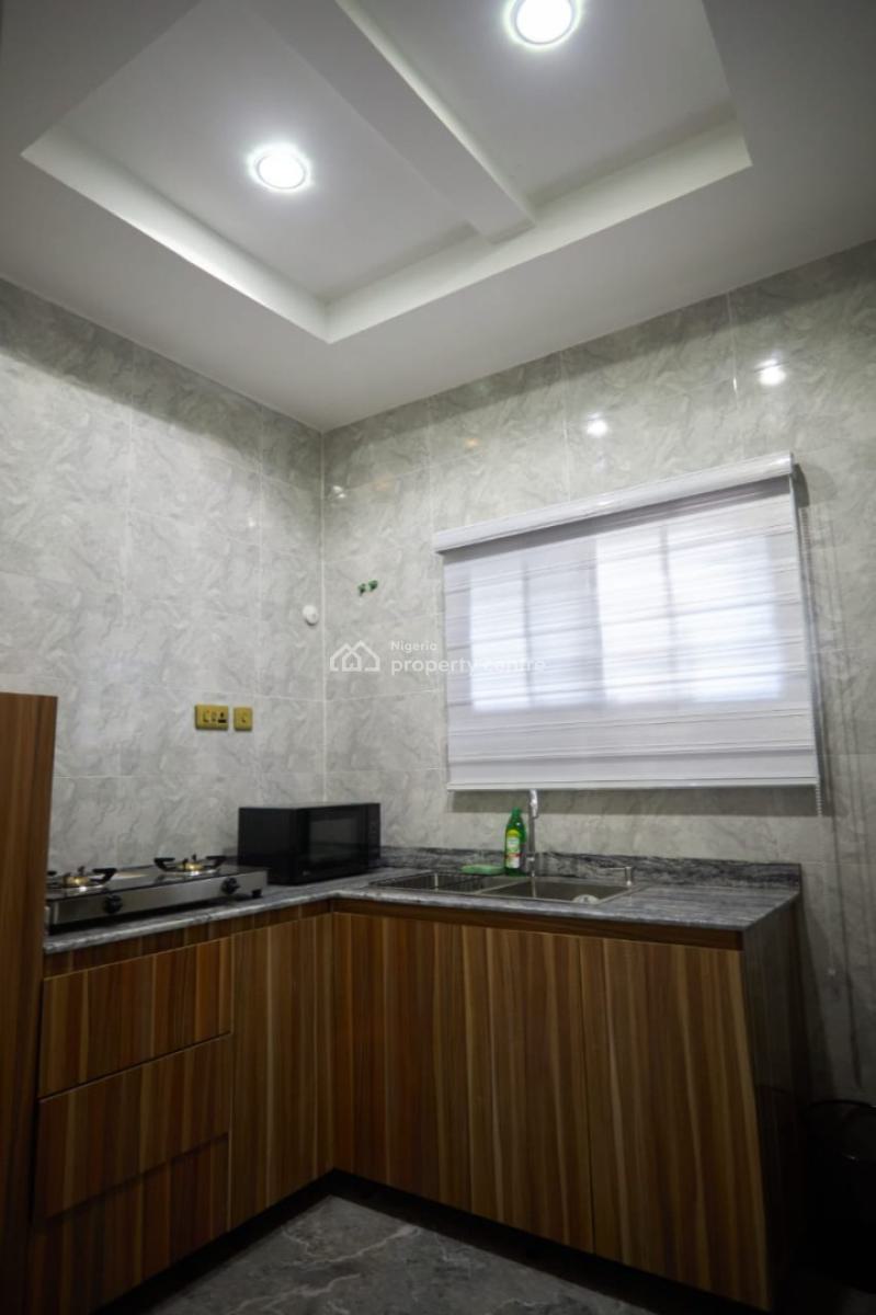 2 Bedroom Duplex, Magodo Phase 2 Shangisha Estate, Gra Phase 2, Magodo, Lagos, Flat / Apartment Short Let